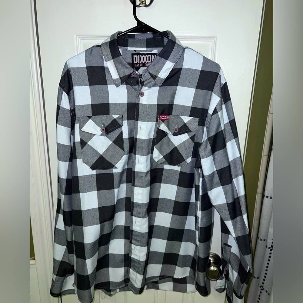 Dixxon Pinnacle flannel men’s sz L